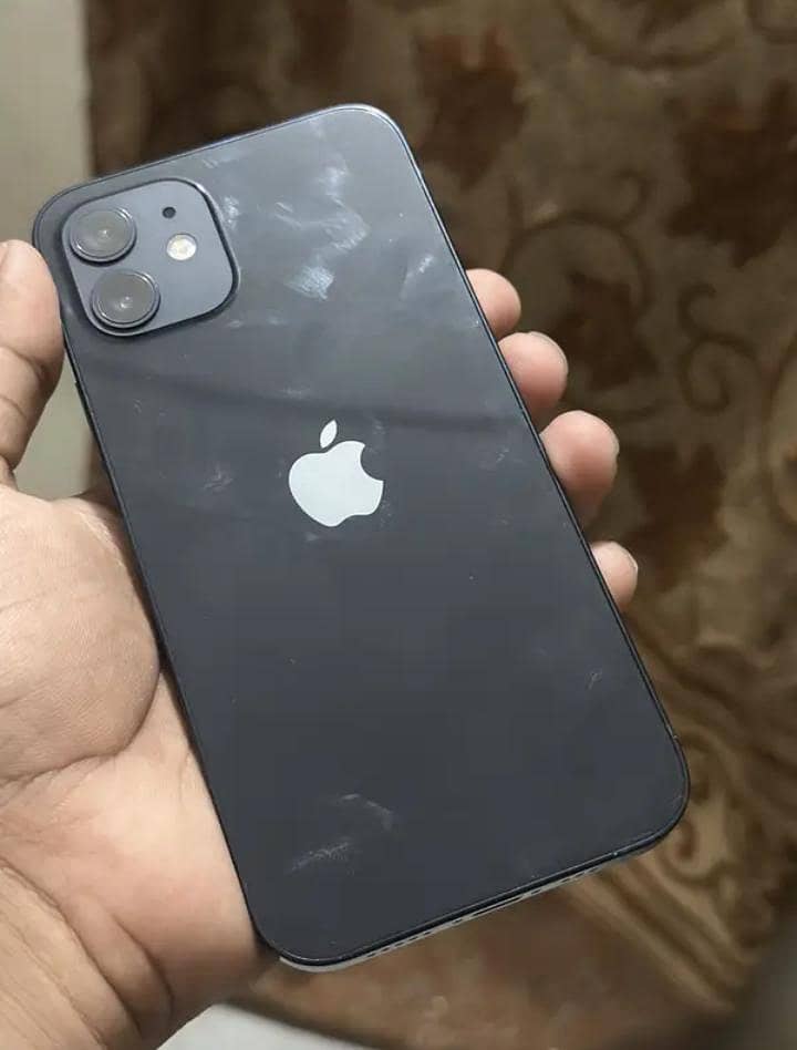 Apple iPhone 12 1