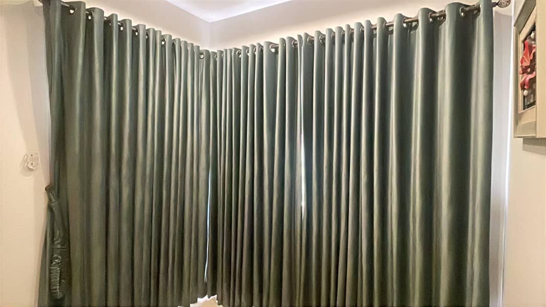curtains 0