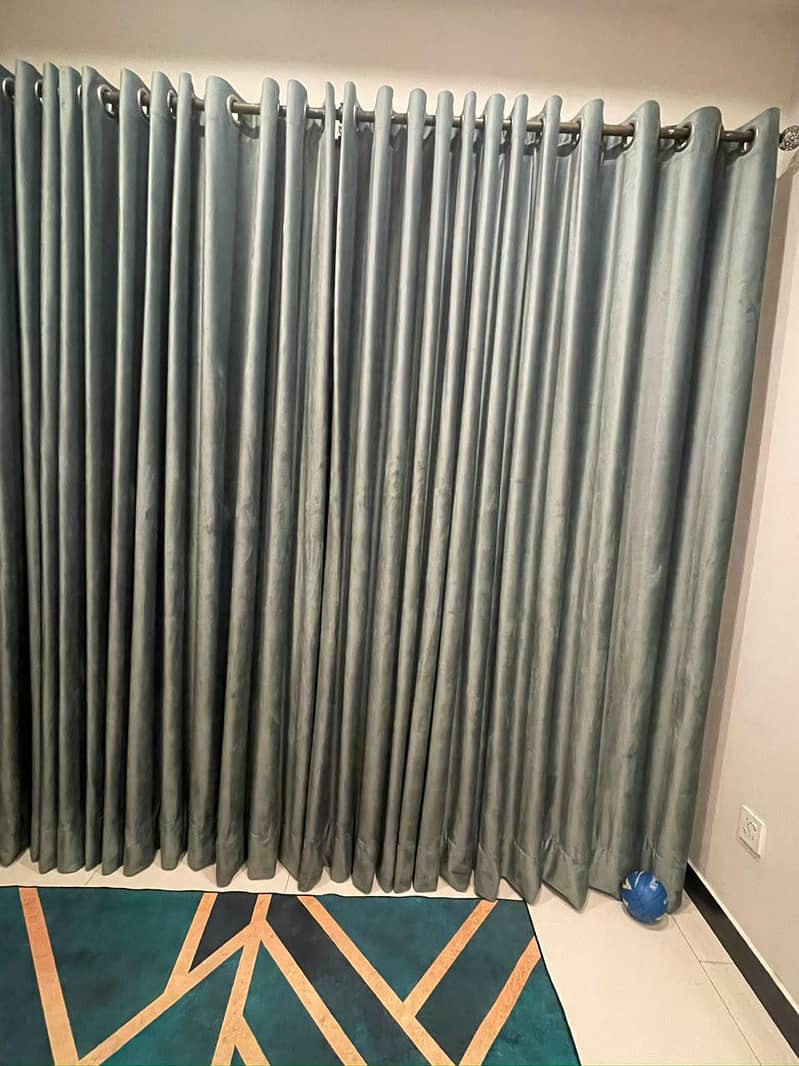 curtains 3