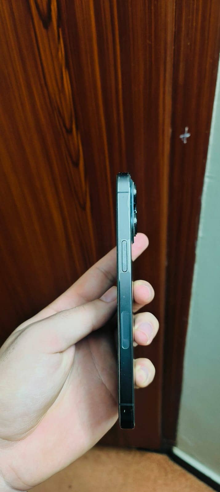 Apple iPhone 13 Pro 1
