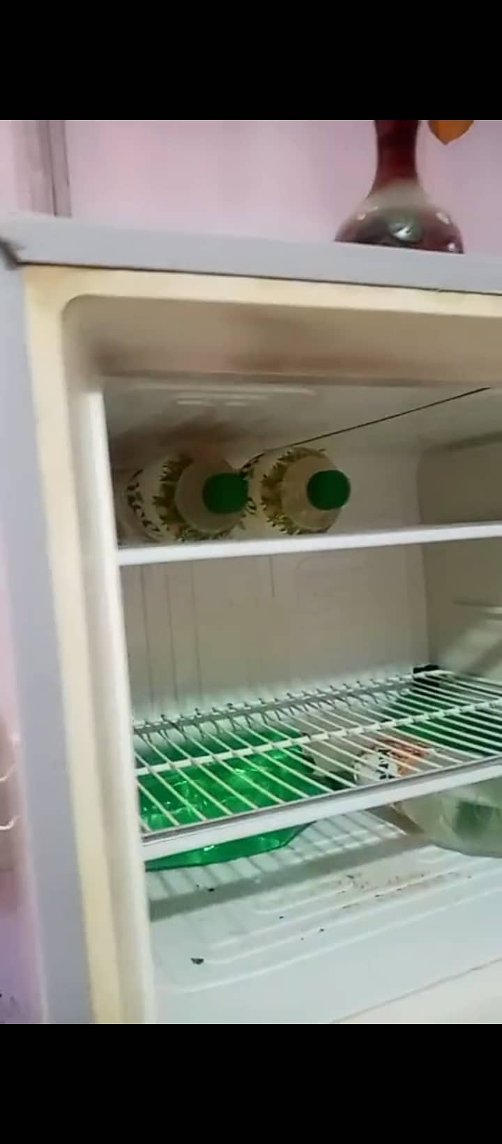 Refrigerator 4