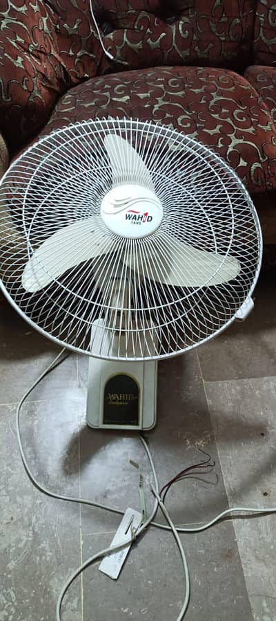 wah1d fan only 2 month use