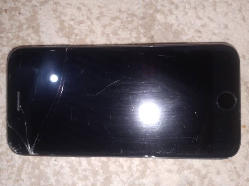 Apple iPhone 7 0