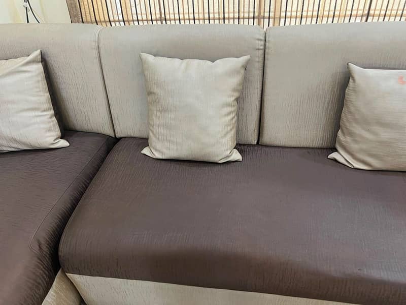 Used sofa set 1