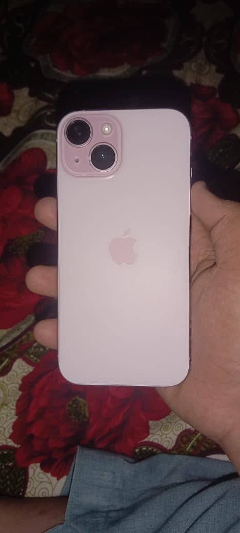 Apple iPhone 15 1
