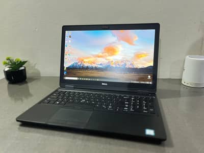 Dell Latitude 5580 | Core i7 7th Gen | 8GB DDR4 | 256GB SSD | FHD IPS