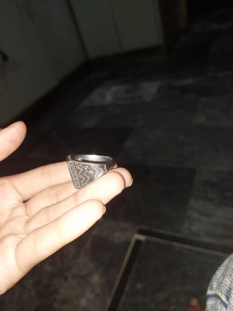 ring. 1