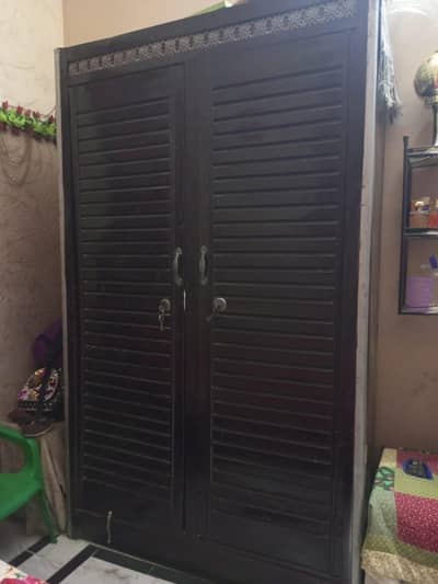iron almari for sale ok condition