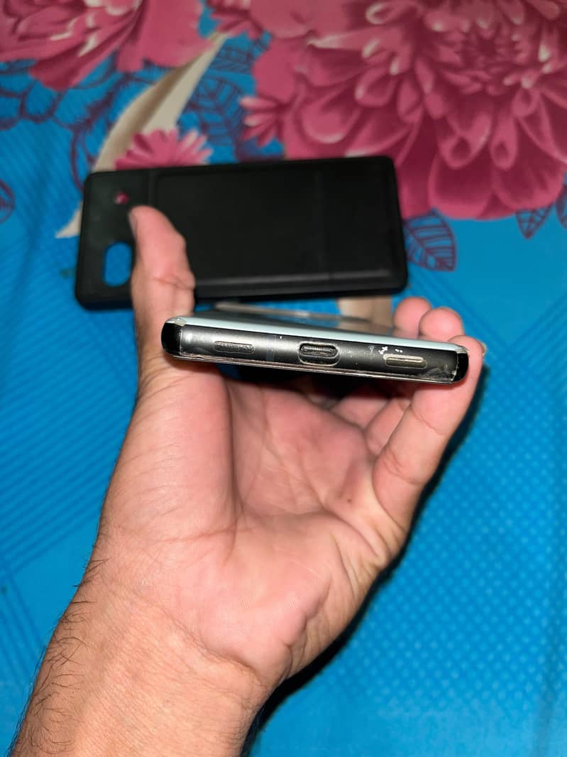 Google Pixel 6a 2