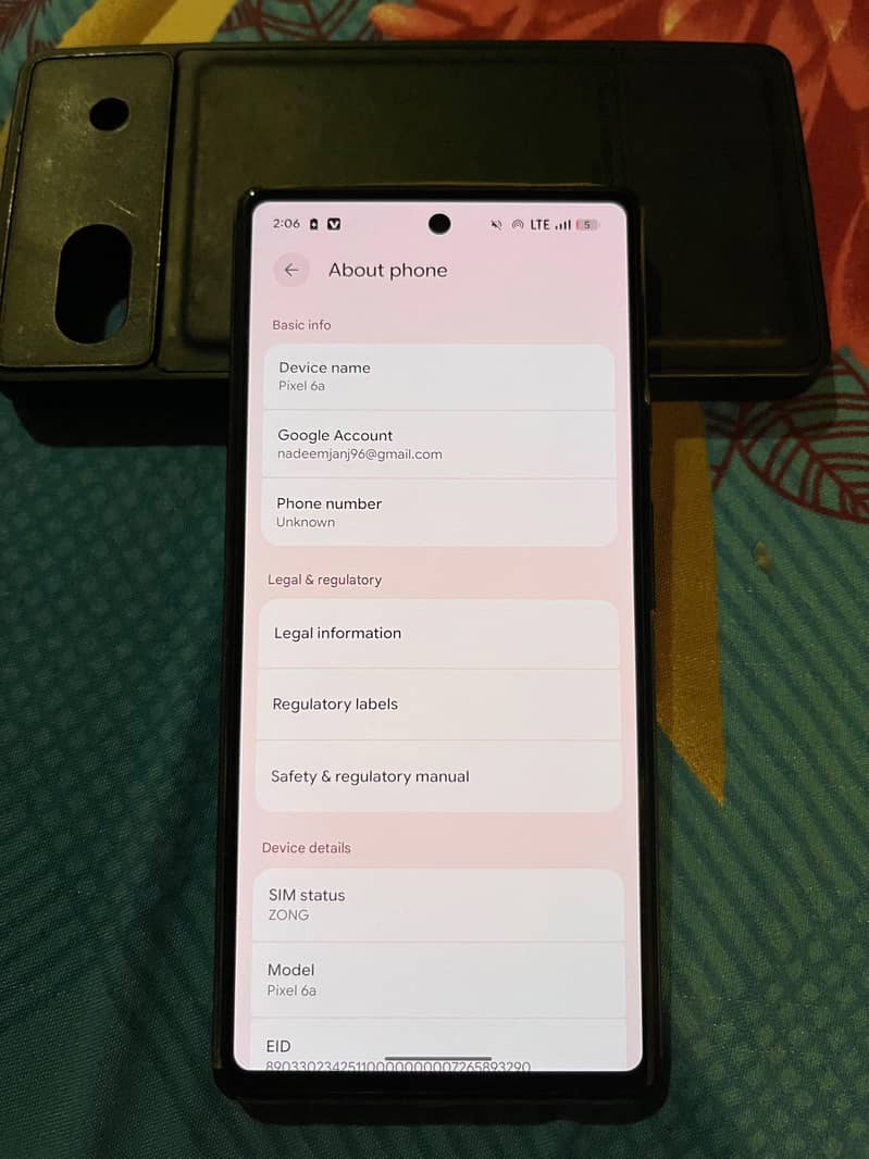 Google Pixel 6a 5
