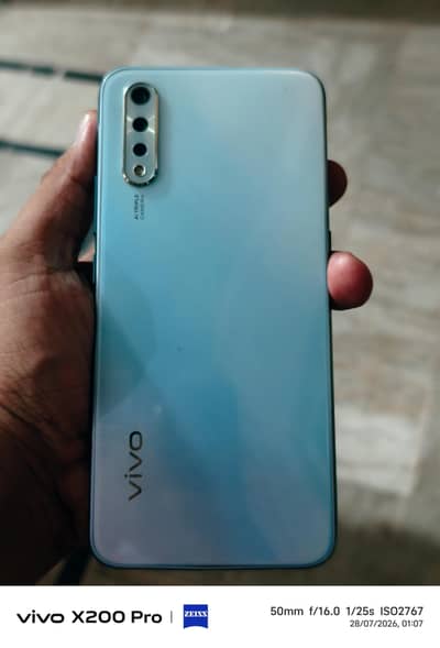 vivo s1
