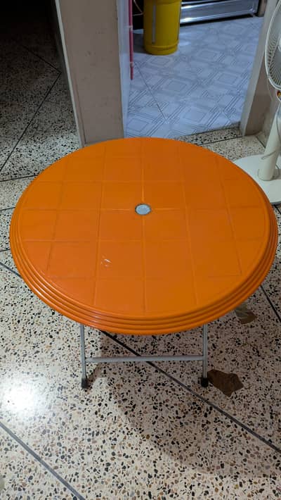 Table chair plastic set of 4