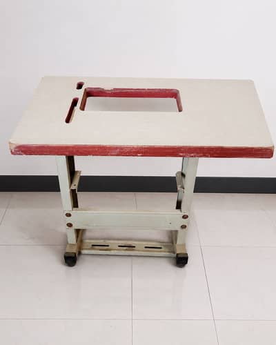 sweing machine table