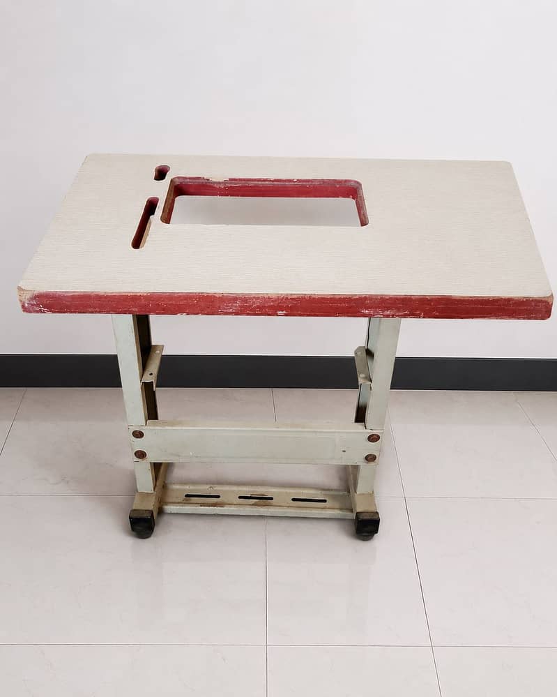 sweing machine table 0
