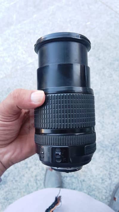Nikon 18 140 lens