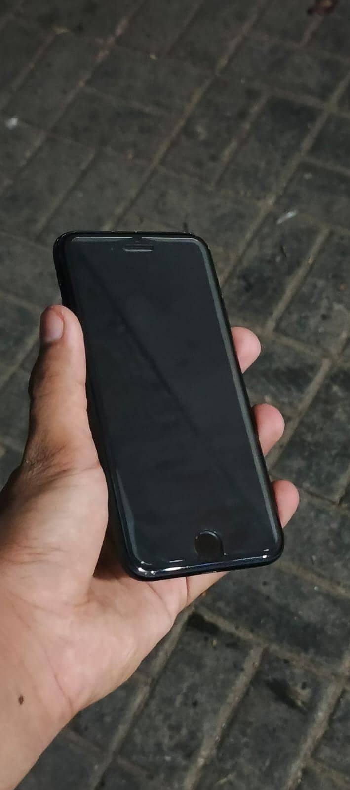 iPhone SE 3rd Generation 1