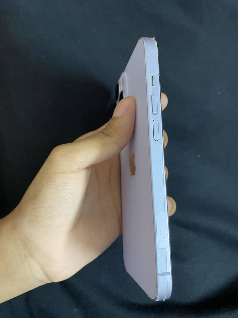 Apple iPhone 14 3