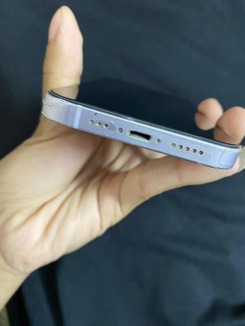Apple iPhone 14 5