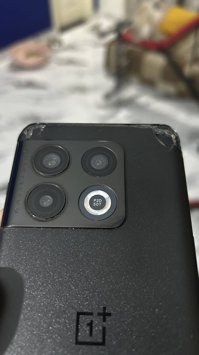 One Plus 10 Pro 6
