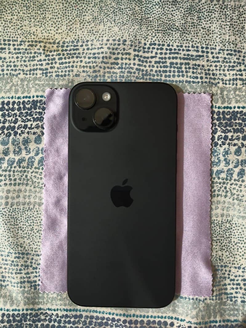 Apple iPhone 15 plus 0