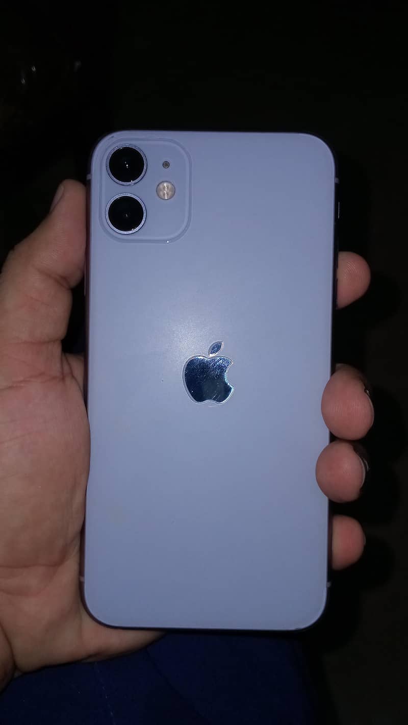 Apple iPhone 11 0