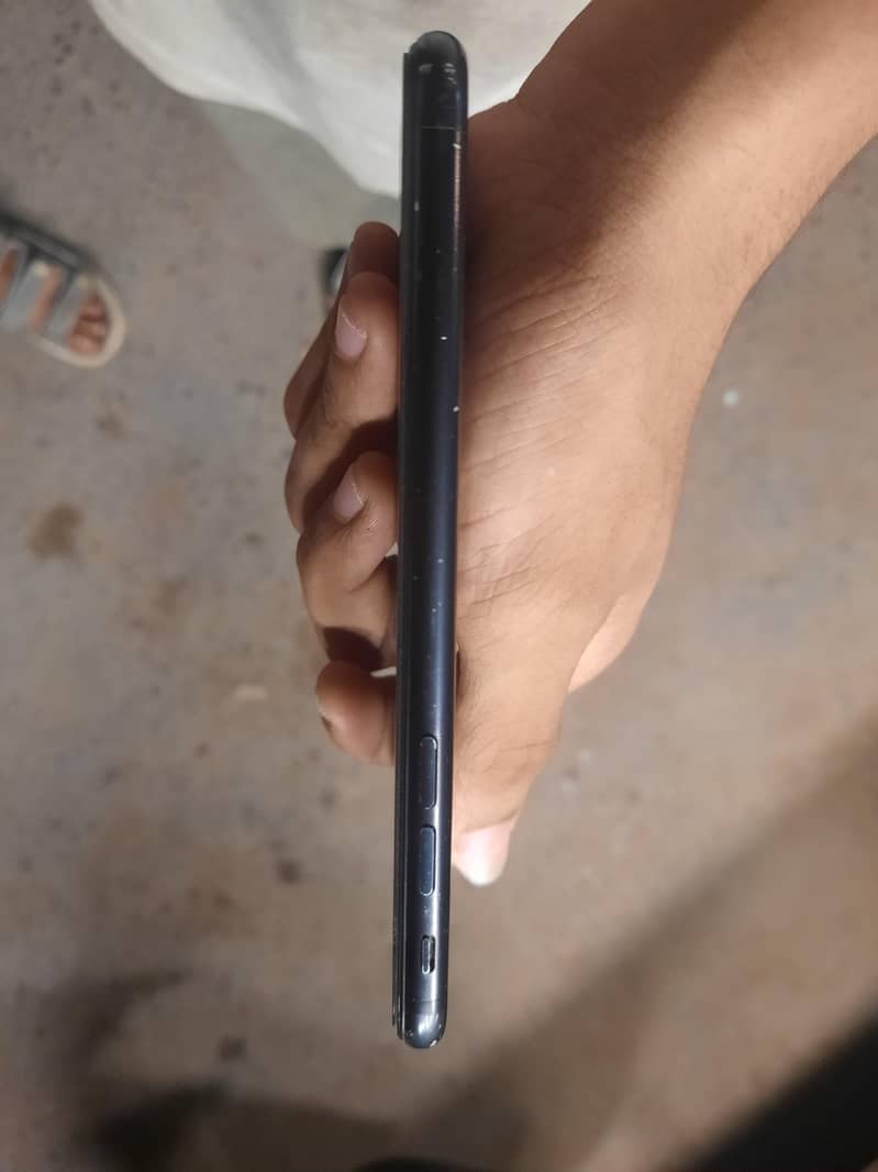 Apple iPhone 7 6