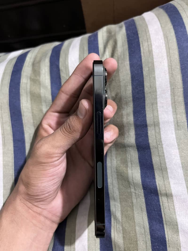 Apple iPhone 13 Pro 5
