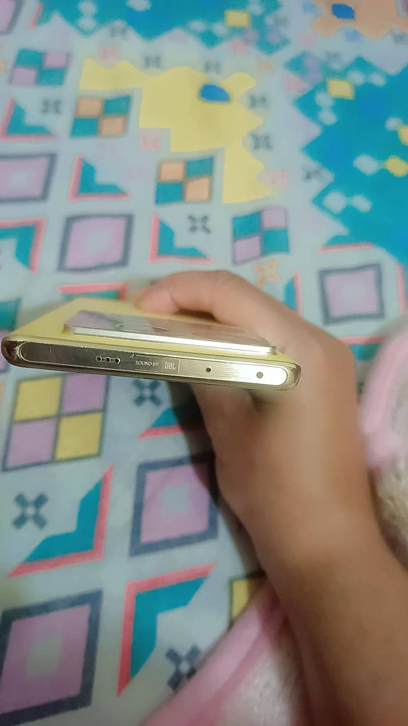 Infinix Note 40 Pro 5
