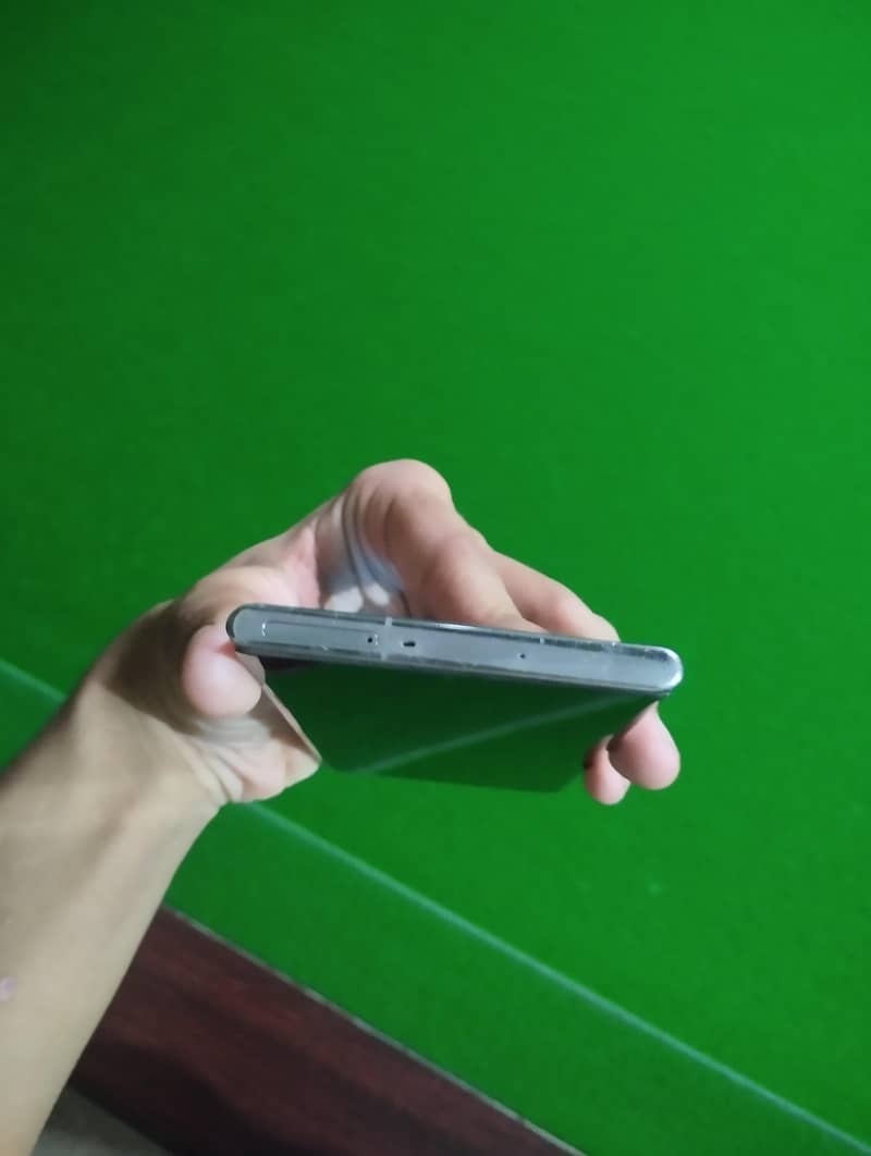 Samsung Mobile Note 10 Plus 4