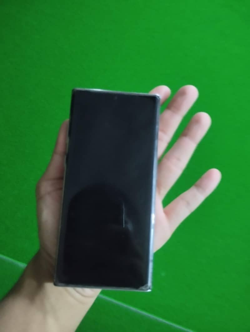 Samsung Mobile Note 10 Plus 6