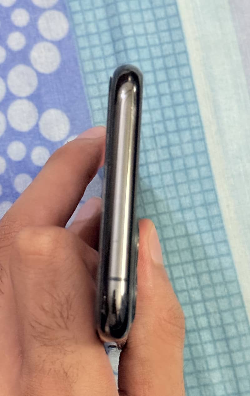 Apple iPhone 11 Pro 5