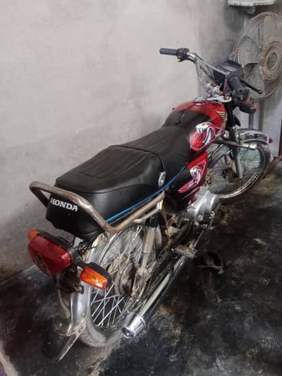 honda cd70 2006 model all ok New candishn 03426124410