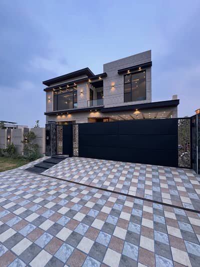 One Kanal Modren Desing House is Available For Rent On a Hot Location