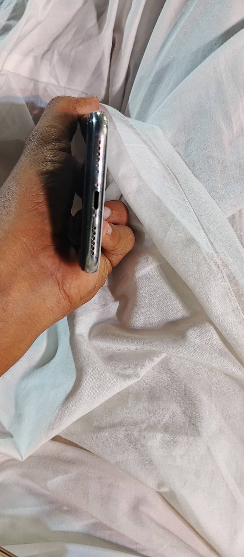 Apple iPhone X 3
