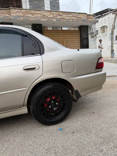 Toyota indus Corolla GLI 1999
