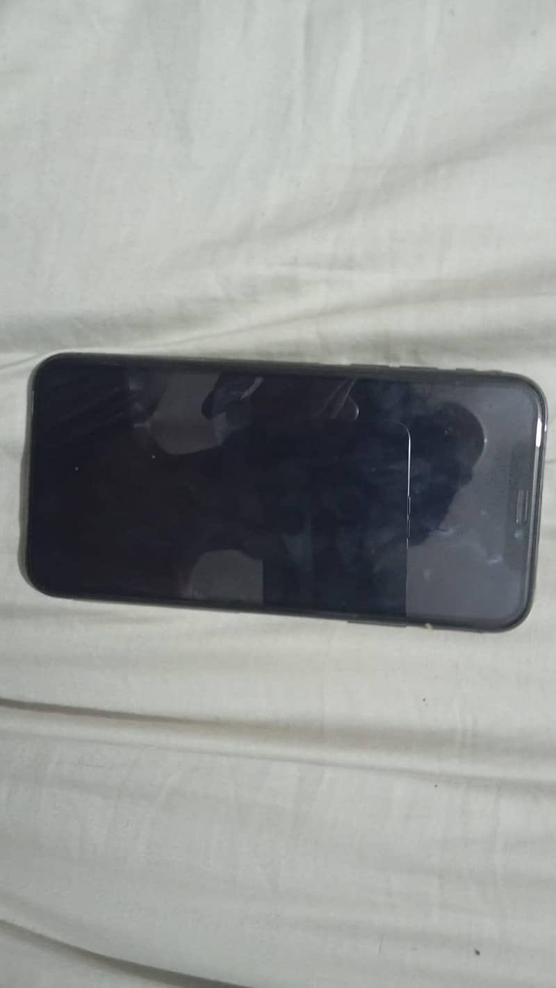 Apple iPhone X 0