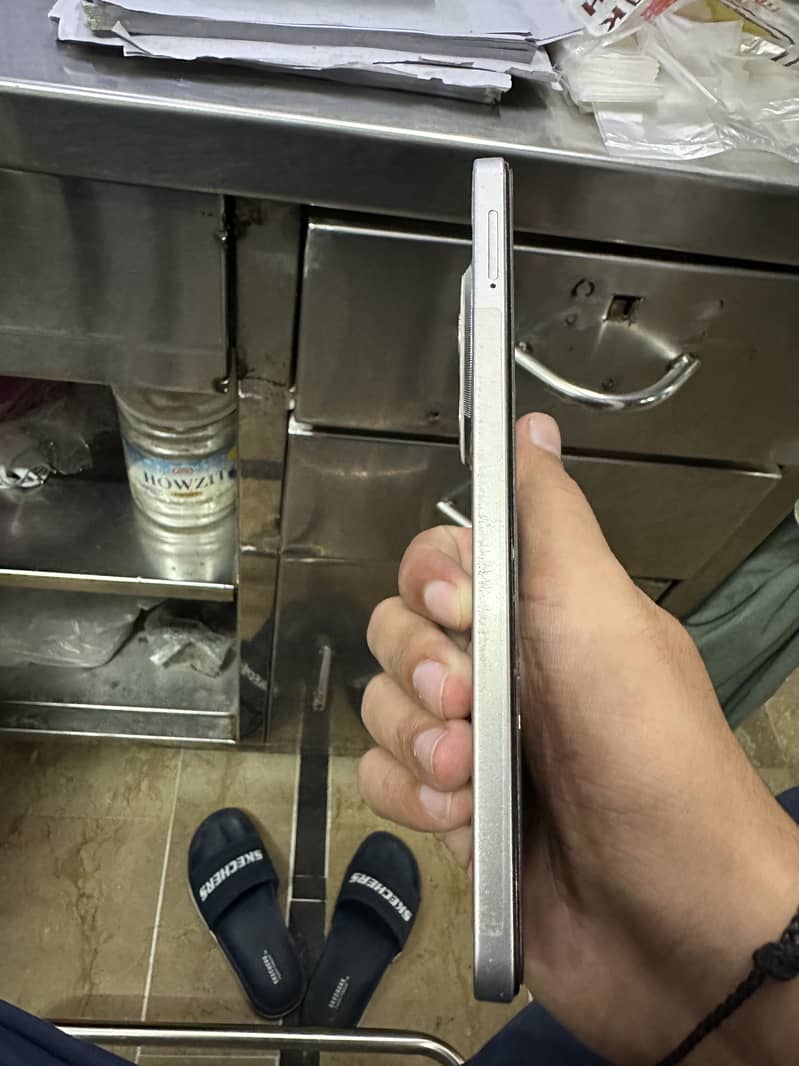 Tecno spark 30 4