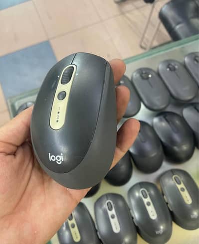 Logitech Dual Bluetooth Mode Mouse Five Button Mouse