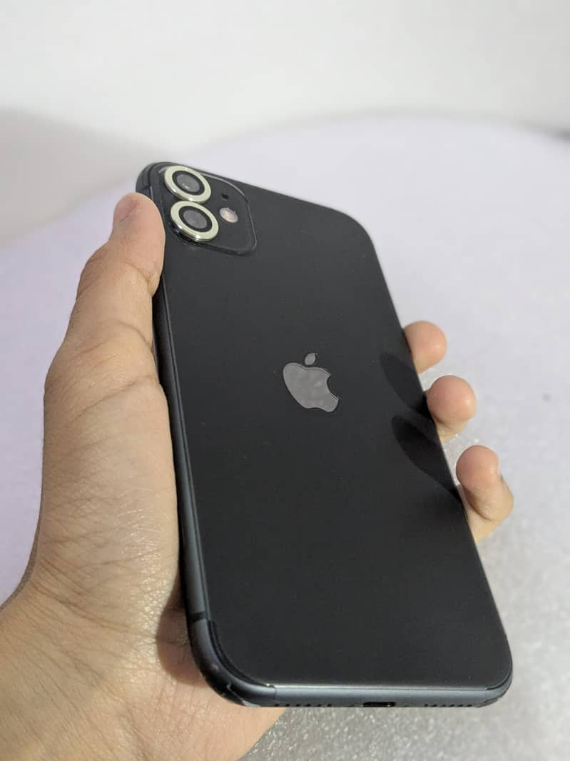 Apple iPhone 11 3
