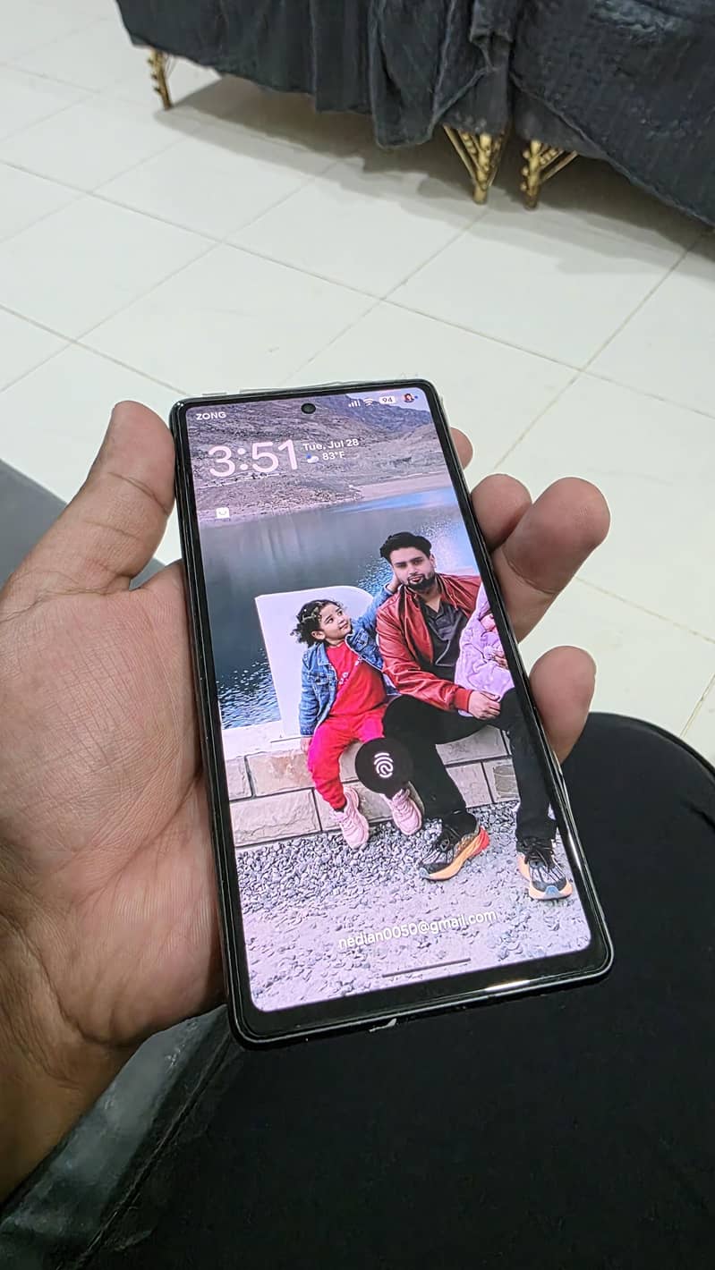 Google Pixel 7a 2