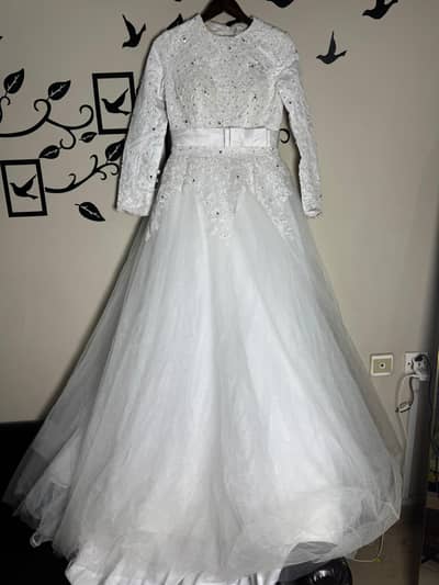 wedding dress white with long veil