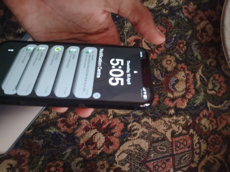 Apple iPhone 12 3