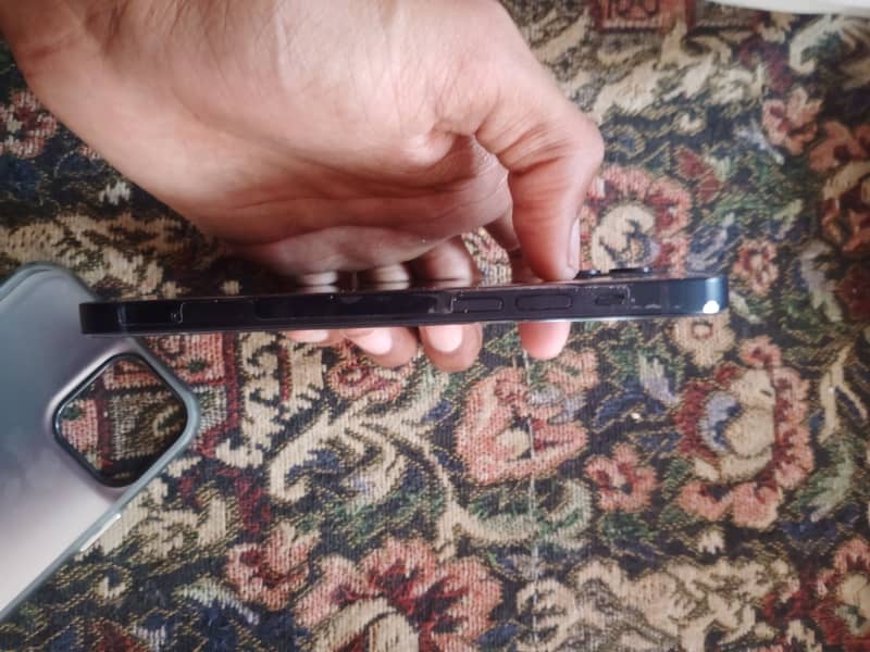 Apple iPhone 12 5