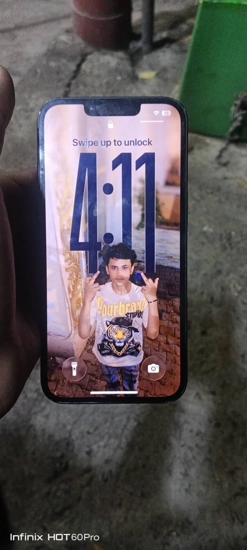 Apple iPhone 13 2