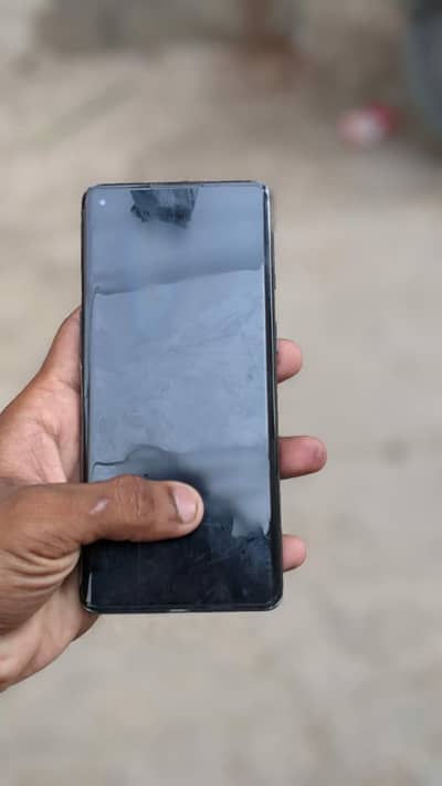 i am sealing oneplus 8 pta approved single sim 8 gB 128 gb. lines  ha