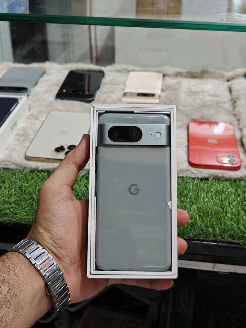 Google Pixel 8 0