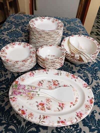 Plastic Dinner set