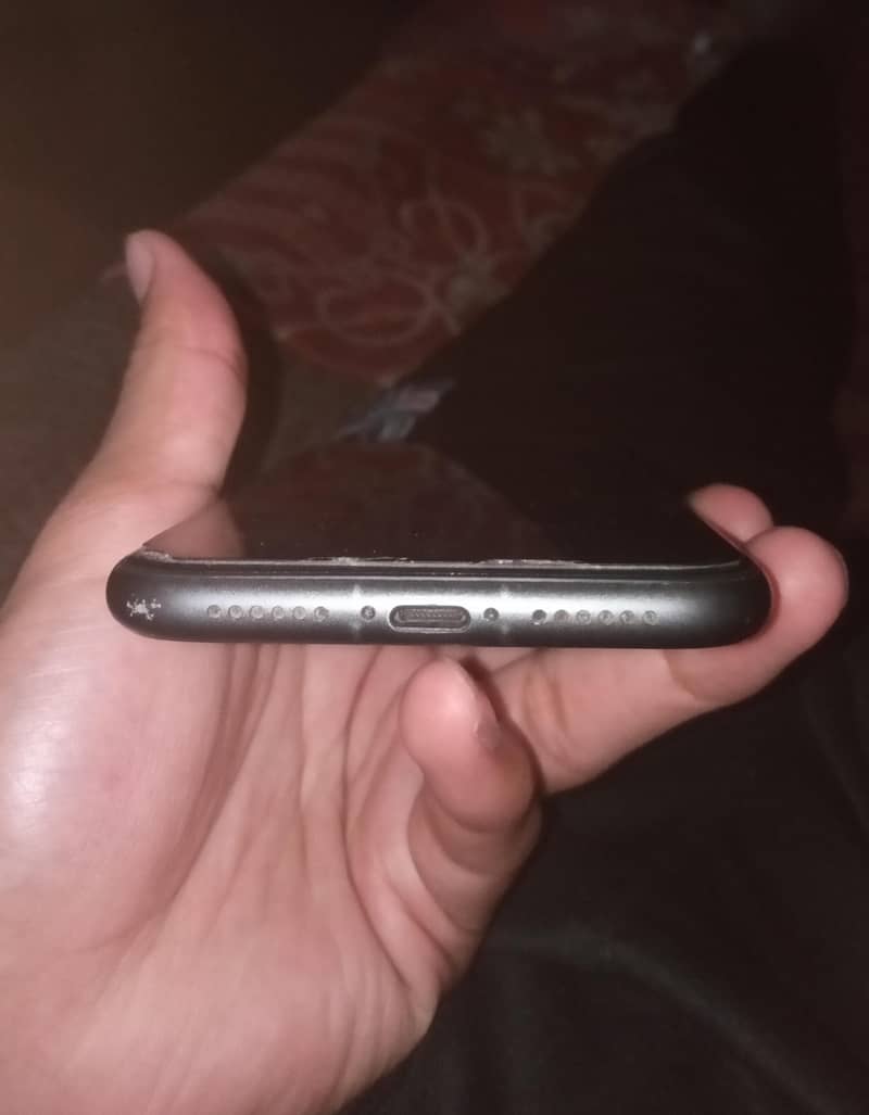 IPHONE 11 2