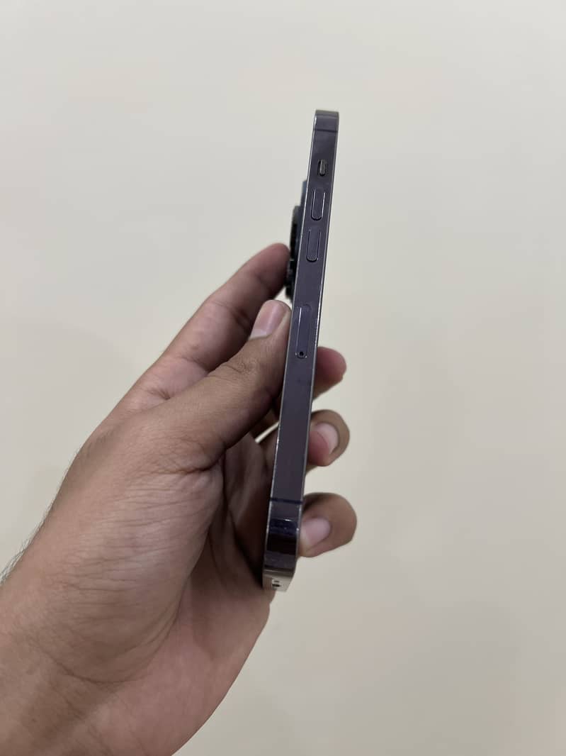 Apple iPhone 14 Pro 3