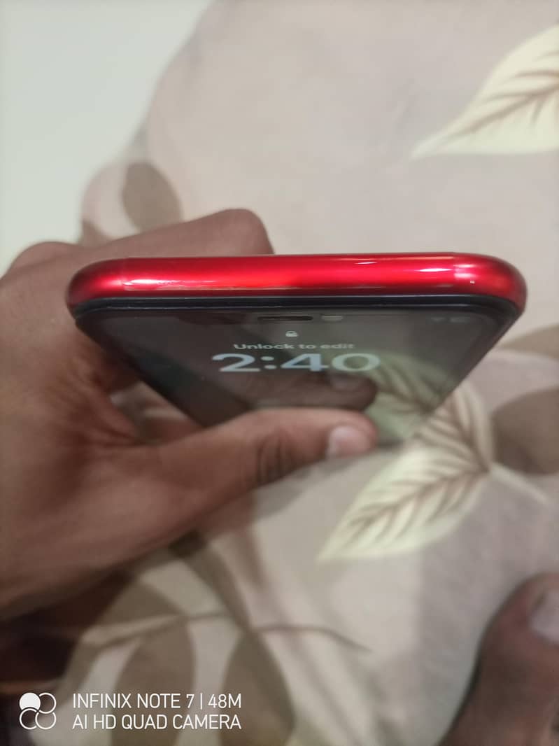iphone xr 4